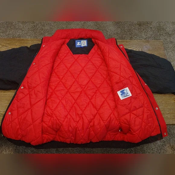 Chicago Bulls NBA Starter Jacket with Red and Black Accents - Picture 2 of 8